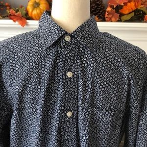 Gap button down shirt